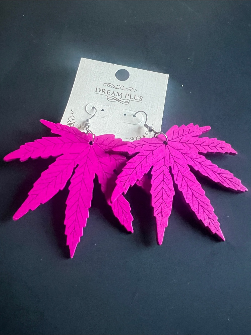 Dream Plus Bright Pink Leaf Dangle Earrings